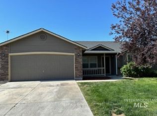 695 SW Panner St, Mountain Home, ID 83647