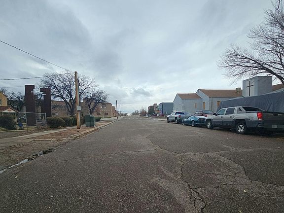 5th image of 1409 E 7th St