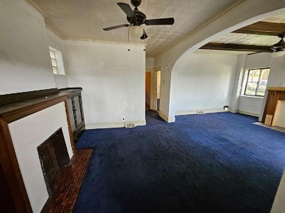 3rd image of 1907 Delaware Ave APT 1