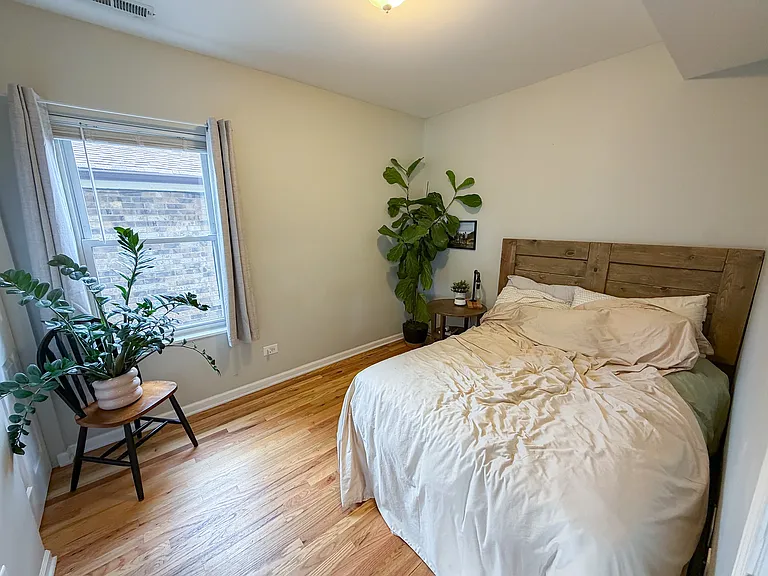 5714 W Grover St #1 — Photo 9