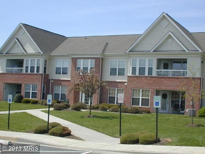 1st image of 1406 Bonnett Pl Unit 203