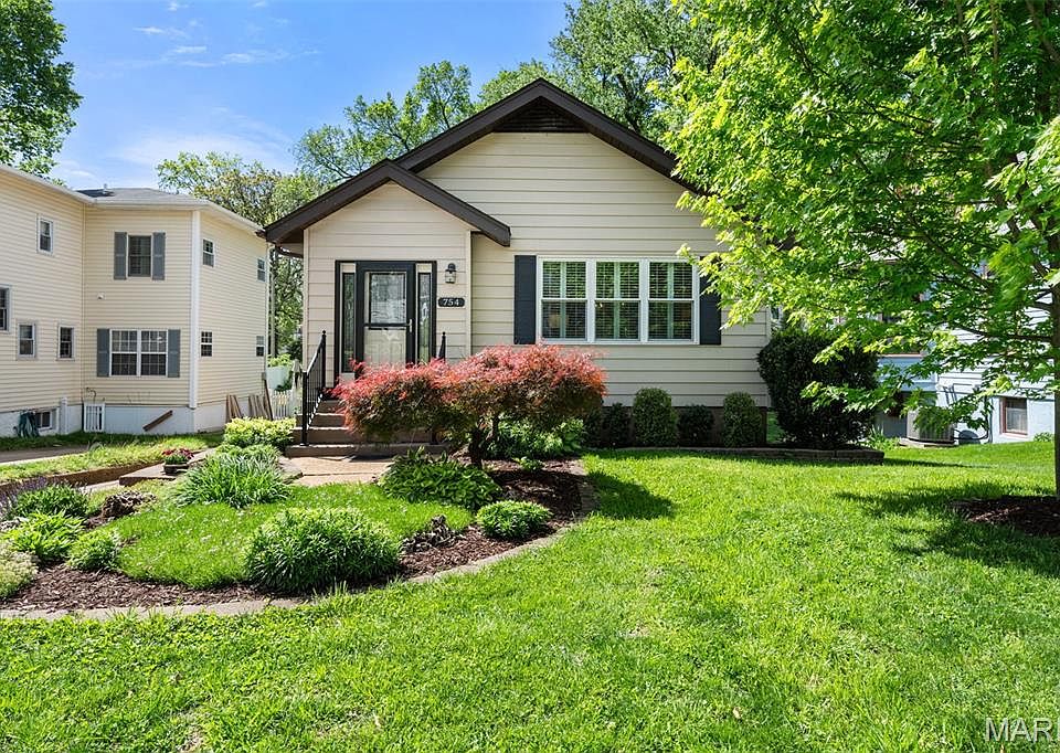 1st image of 754 Greeley Ave