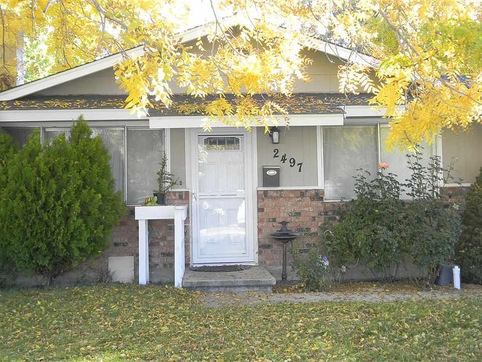 1st image of 2497 Lewis Dr