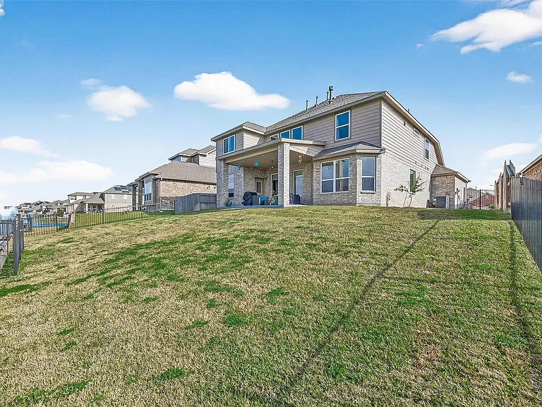 3723 Lake Varano Cir — Photo 36