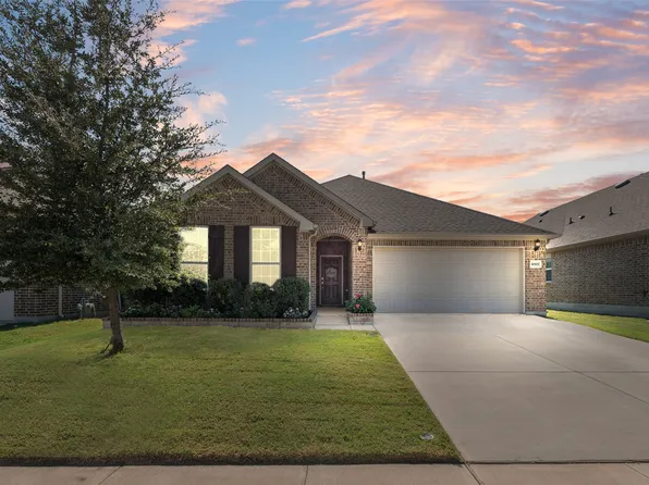 1065 Twisting Ridge Ter, Haslet, TX 76052