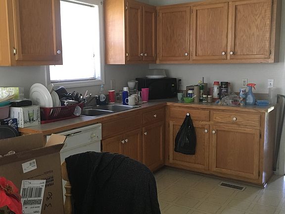 5th image of 314 Caswell St