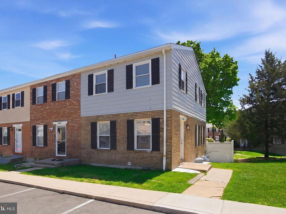 1st image of 8219 Tomlinson Ct