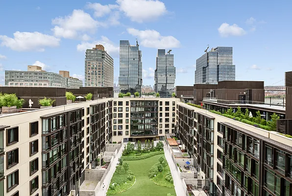 Sold by Compass | media 32