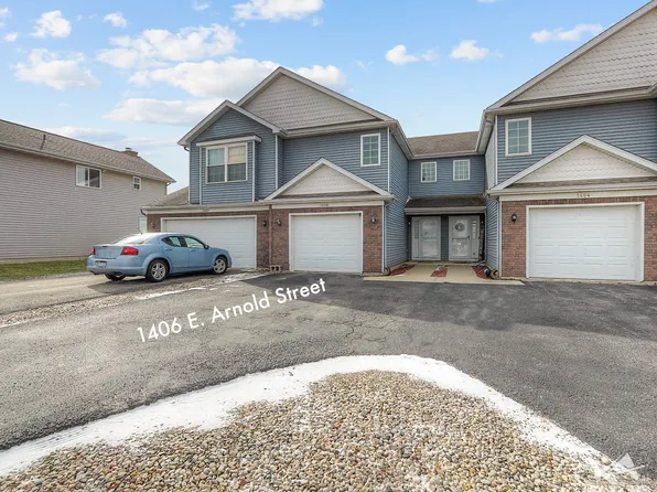 1406 E Arnold St, Sandwich, IL 60548