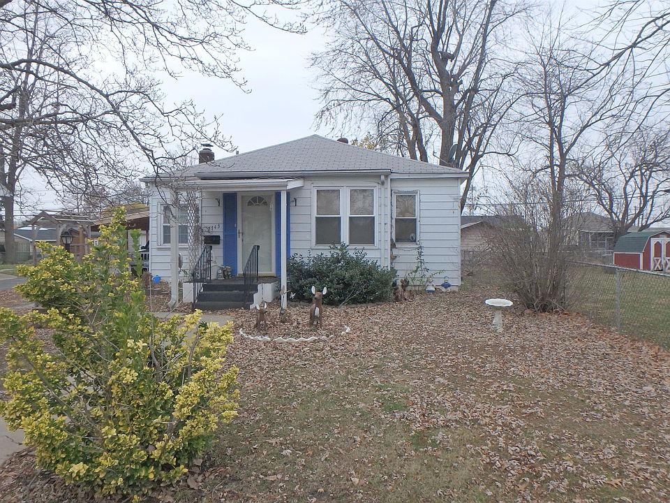 1st image of 2743 N 41st St