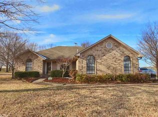 11601 Willow Beach Rd, North Little Rock, AR 72117