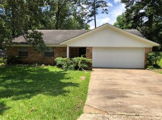 803 Wildwood Ter, Marshall, TX 75672