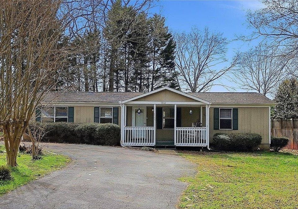 1st image of 1361 Hickory Nut Rd