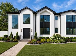 673 Cambridge Rd, Paramus, NJ 07652