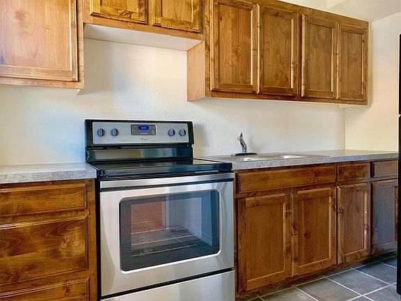 5th image of 1408 Pile St APT 3