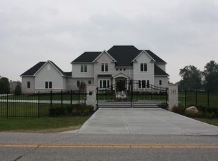 7825 Five Points Rd, Indianapolis, IN 46259