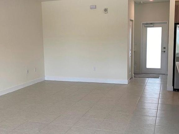 5th image of 103-8265 NW 41st St APT 103