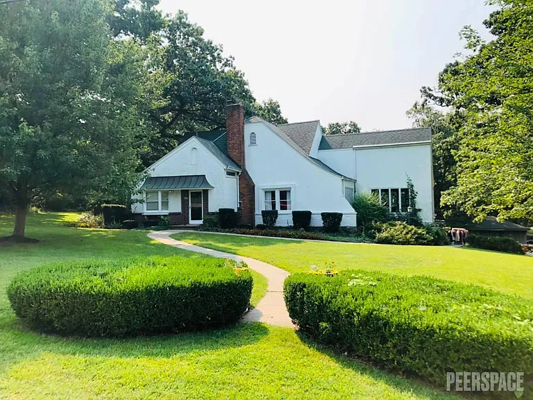 501 NE Barnes Ave — Photo 15