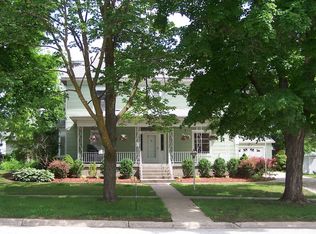 226 E 12th St, Horton, KS 66439