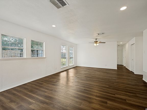 2nd image of 5611 GREEN MANOR ST