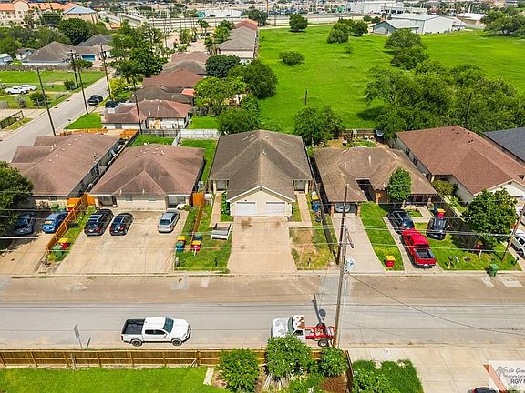3rd image of 2934 Weslaco Rd