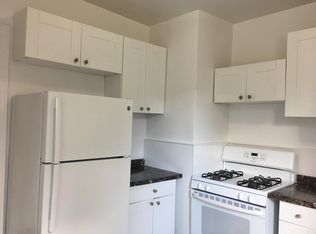 9402 218th St, Queens Village, NY 11428