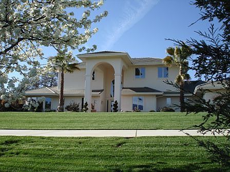 4th image of 3329 Blue Oak Dr