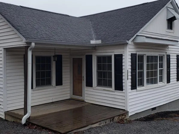 1209 Hoffman Ave, Etowah, TN 37331