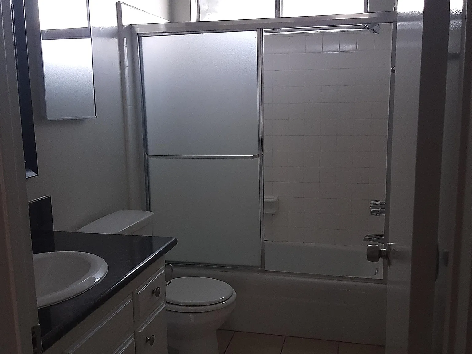 4475 Rosewood Ave — Photo 3