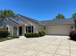 530 Village Dr, Galt, CA