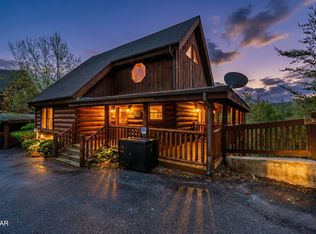 1808 Panther Path Way, Sevierville, TN 37876