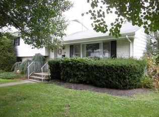 101 Hillside Dr, Coopersburg, PA