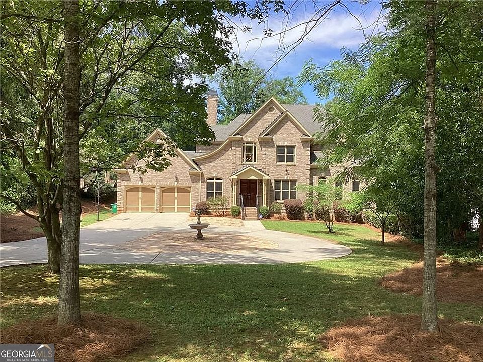 1st image of 2715 Henderson Rd