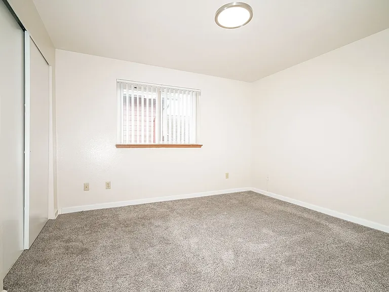 5709 Highway Pl — Photo 8