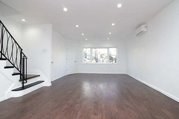 Rented by Modern Spaces | media 23