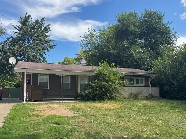 1202 Joanne Ln, Champaign, IL 61821