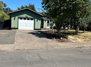 1210 Academy St, Mount Angel, OR 97362