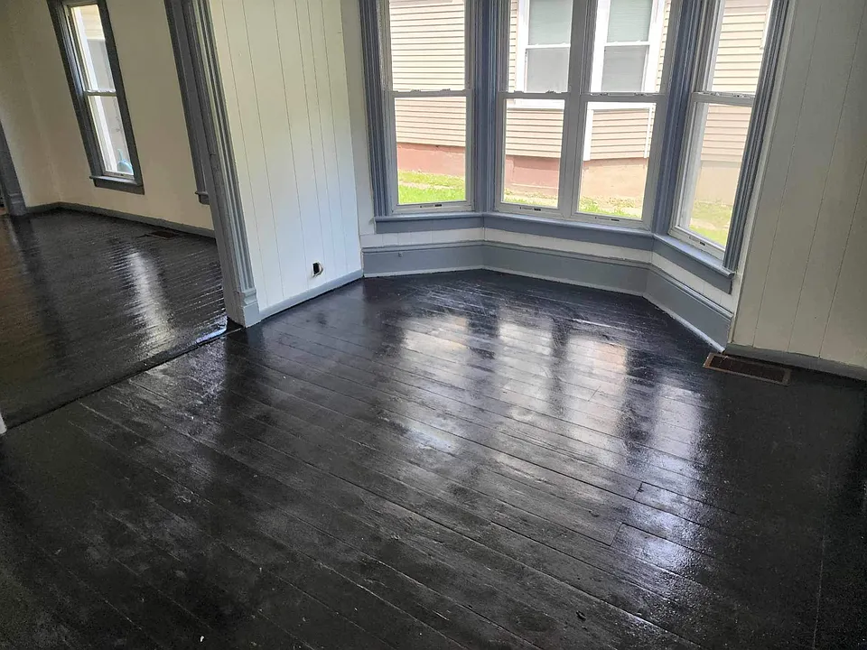 631 Main St #1