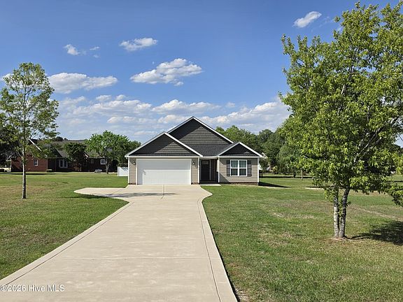 5th image of 422 Mitchell Farm Road