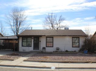 16 Taos Rd, Pueblo, CO 81001