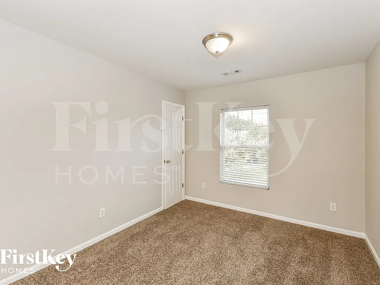 7660 Village Loop — Photo 12