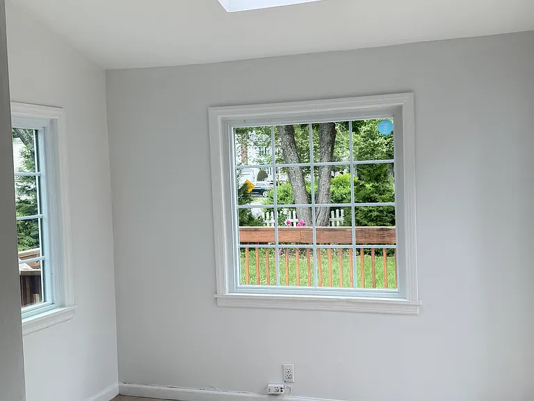 480 S Livingston Ave — Photo 43
