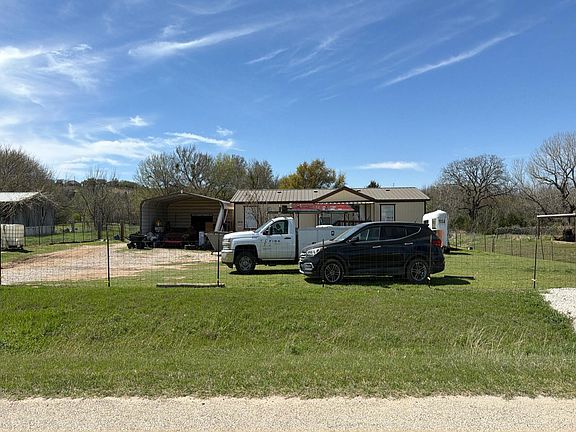 3rd image of 147 Clay Ct