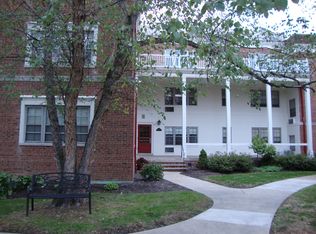 15875 Van Aken Blvd APT 304C, Shaker Heights, OH
