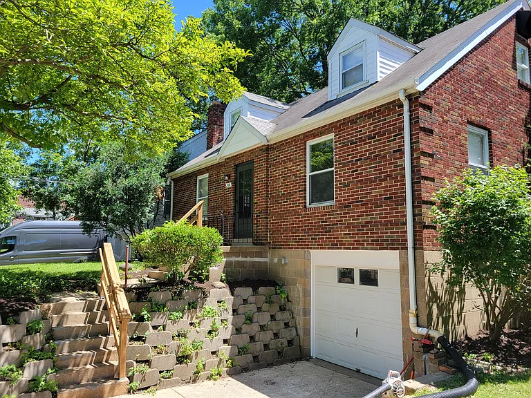 508 Marshall Ave — Photo 2