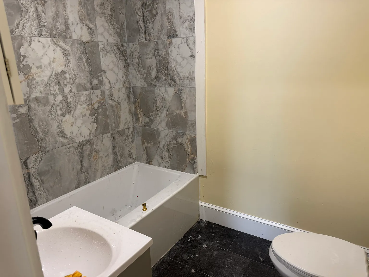 3 bed, 1550 sqft, $3,395 — Photo 3