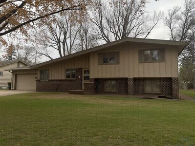 408 Hampden Ct, Sioux City, IA, 51104
