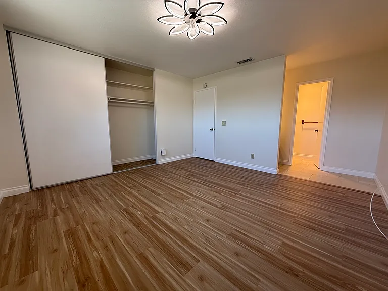 740 Highland St — Photo 14