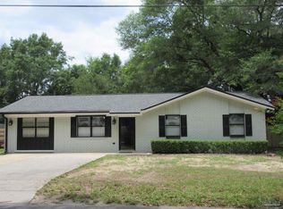 5143 Oakleaf Dr, Pace, FL 32571