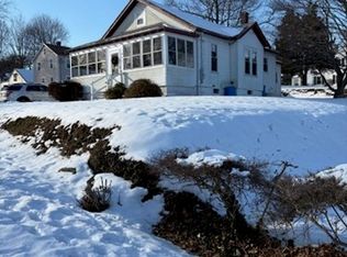 9 Ryan Ave, Ipswich, MA 01938